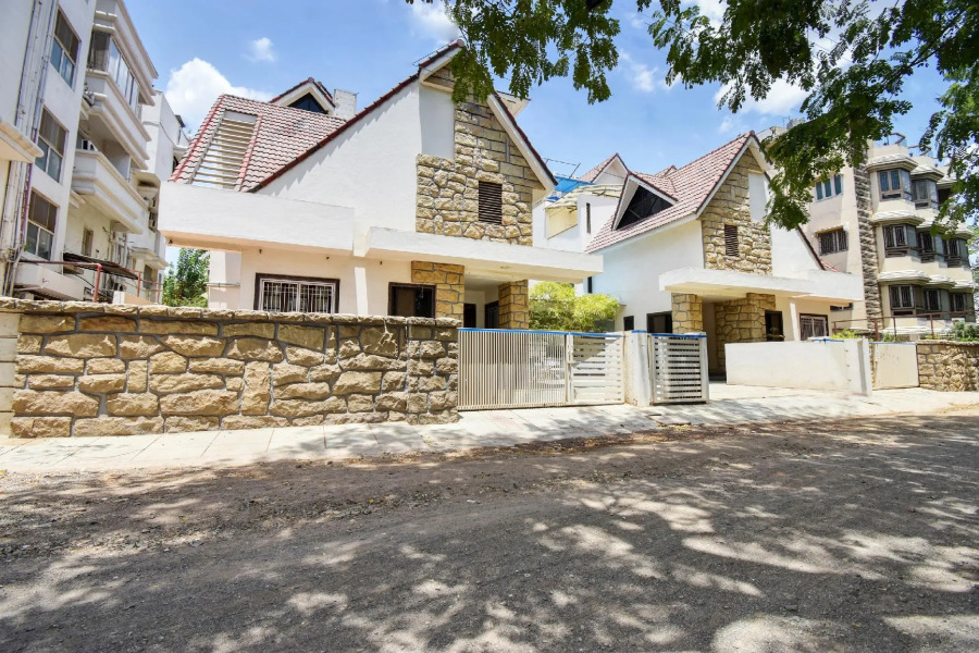 OYO 42018 Sweet Home Residency