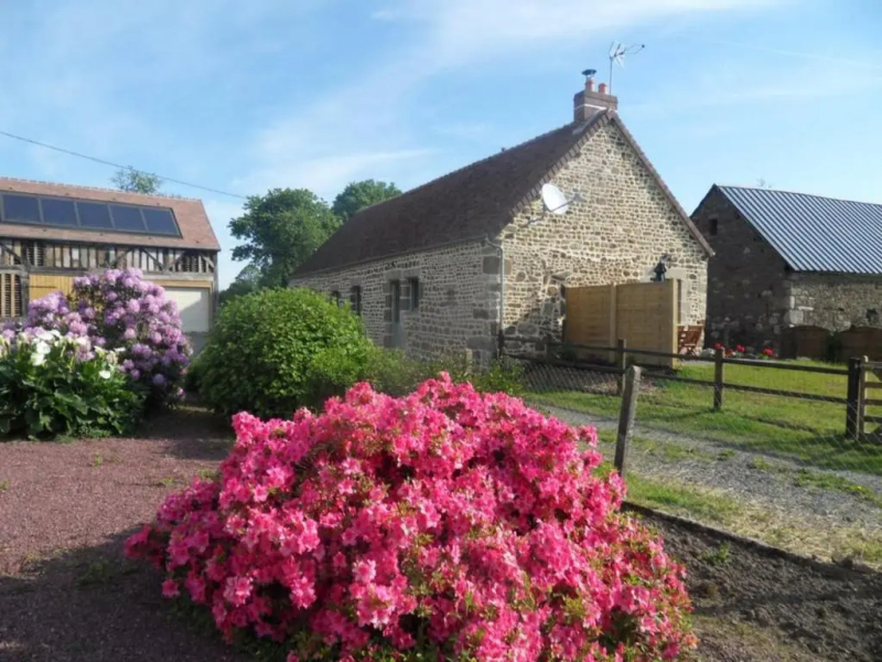 Gîte la Baroche-Sous-Lucé, 3 Pièces, 5 Personnes - Fr-1-497-7