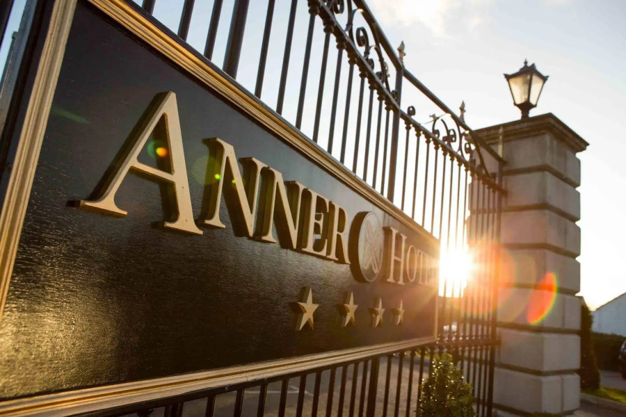 Anner Hotel