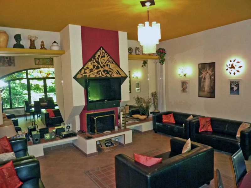 Exclusive Villa In The Countryside Of Pistoia With Private Pool & Hot Tub