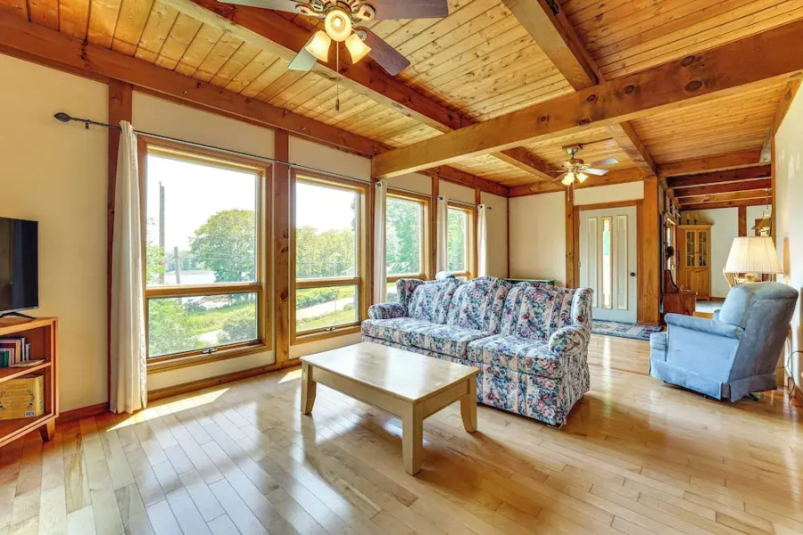 Boat & Kayak Nearby: Barters Island Home w/ Views
