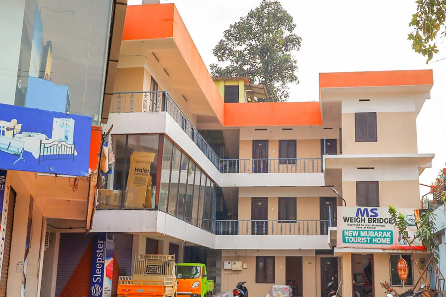 SPOT ON 63084 New Mubarak Tourist Home