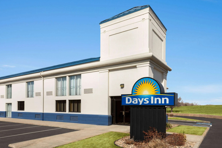 Days Inn by Wyndham Grand Island I-80