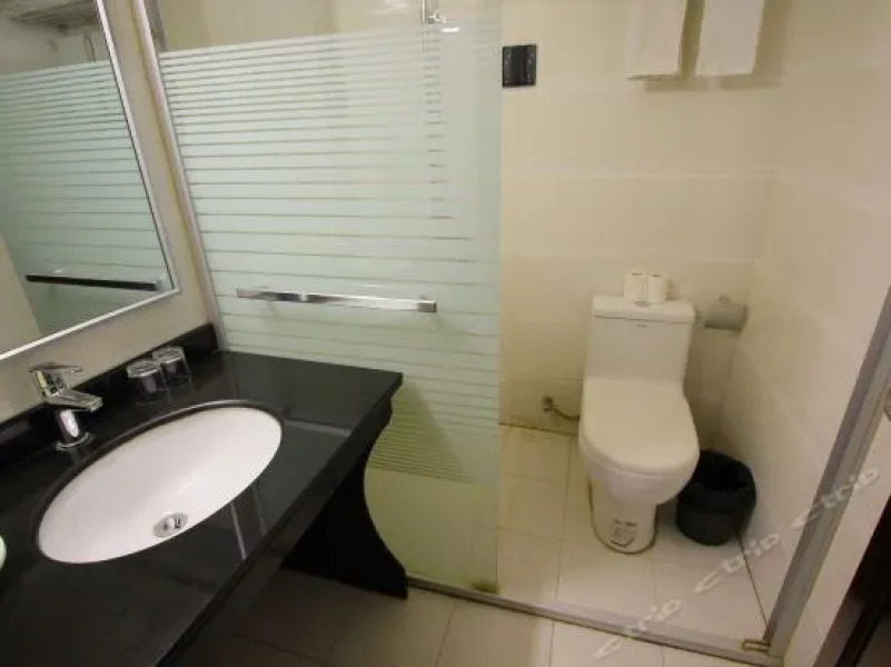 Longcheng Jindu Holiday Hotel