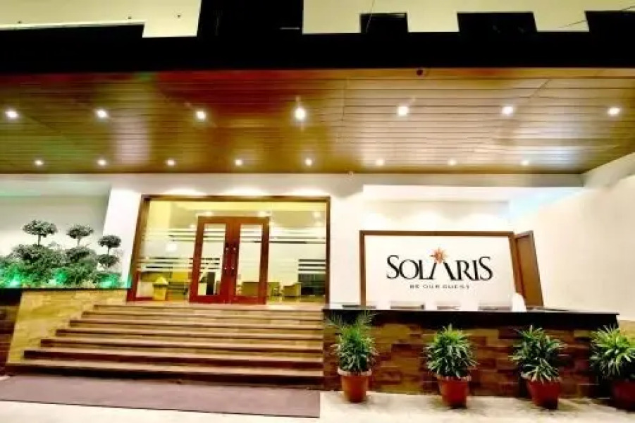 Solaris Hotel And Club