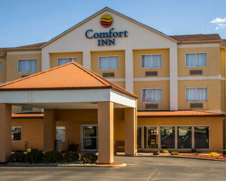 Holiday Inn Express Cincinnati North - Monroe by IHG