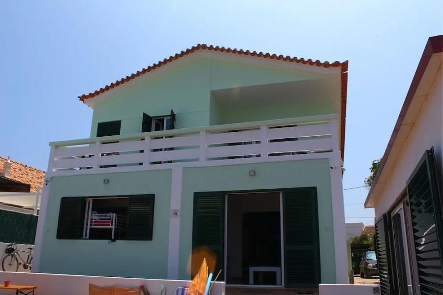 Faro Beach Life Hostel