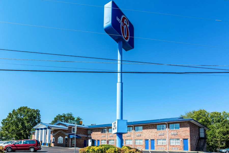 Motel 6 East Ridge #4423