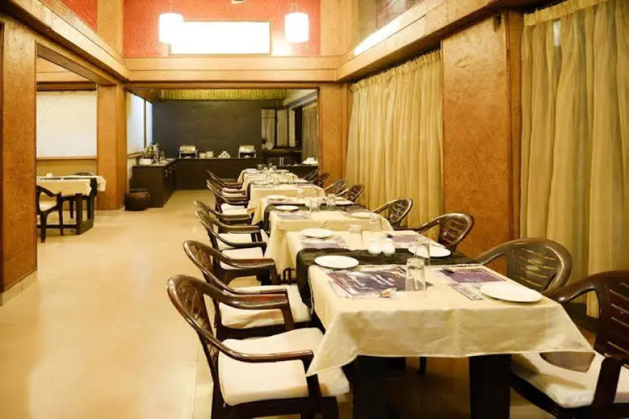 OYO Premium Candolim Calangute Main Road