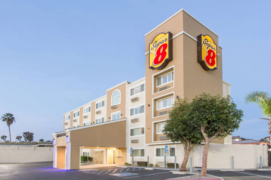 Super 8 by Wyndham National City Chula Vista