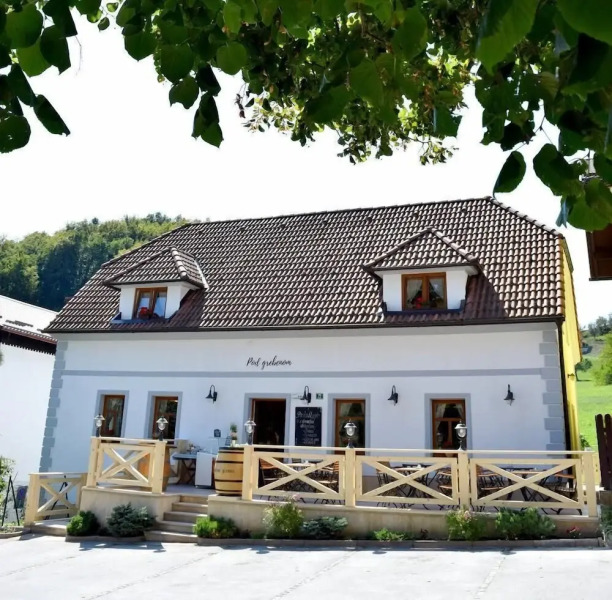 Penzion Pod Grebenom