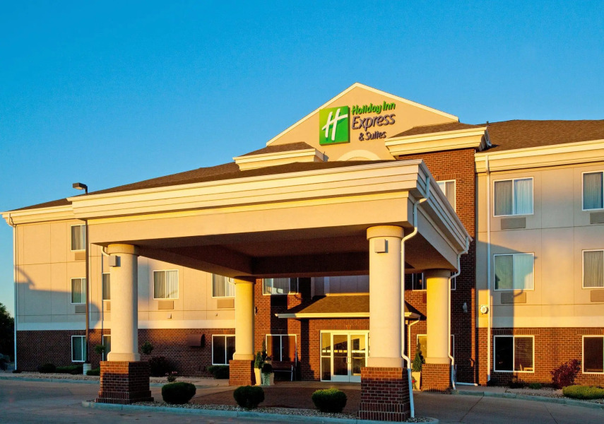 Holiday Inn Express Hotel & Suites Dickinson by IHG