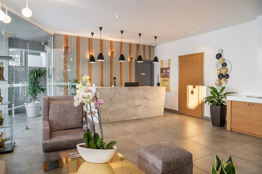 Elia Agia Marina Hotel