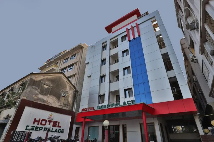 OYO 22574 Hotel Deep Palace