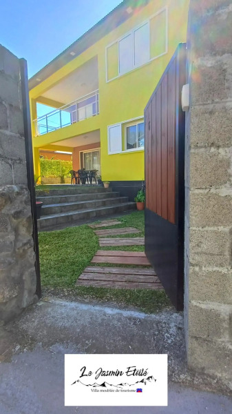 Meublé de tourisme " Le Jasmin Étoilé"- Hell-Bourg - SALAZIE