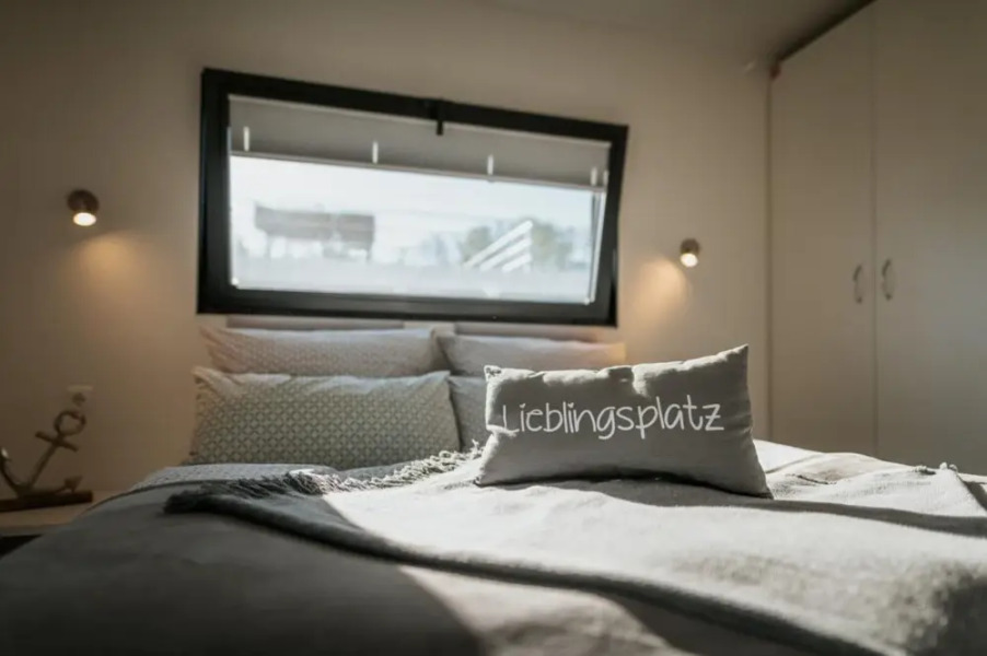 Hausboot am Prerauer Stich in Zehdenick