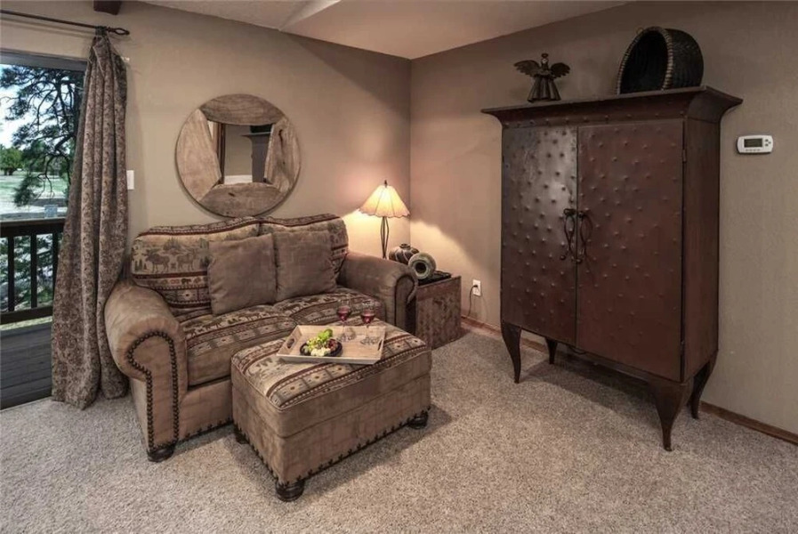 Majestic Retreat - Four Bedroom Cabin