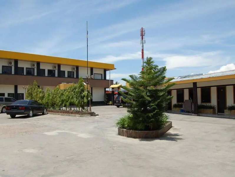 Grand Sari Hotel