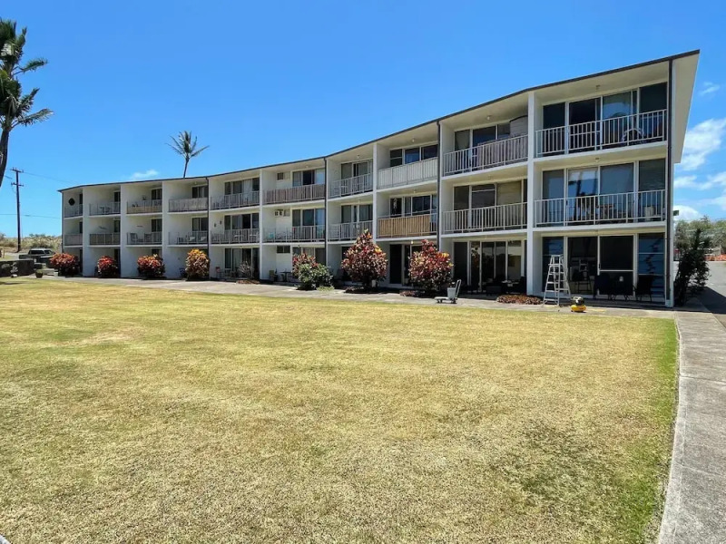Kuau Plaza Paia Condo with Parking