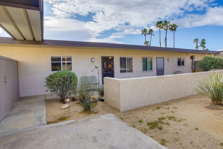 Borrego Springs Vacation Rental: Patio & Gas Grill