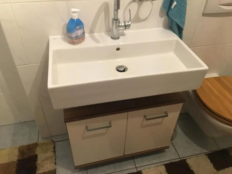 Romantische Ferienwohnung mit fantastischem Ausblick, Pool und Gartensauna