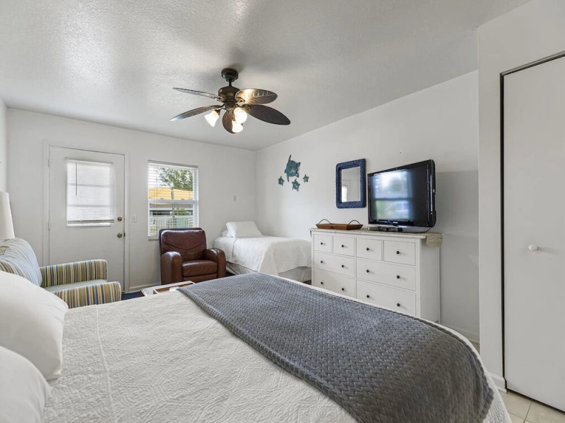 The Sportsman's Lodge & Marina