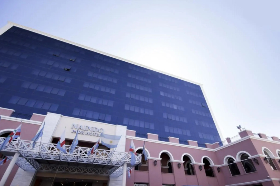Naindo Park Hotel