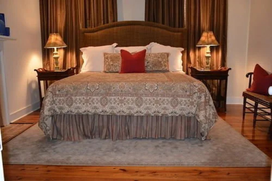 Hamilton Guest House