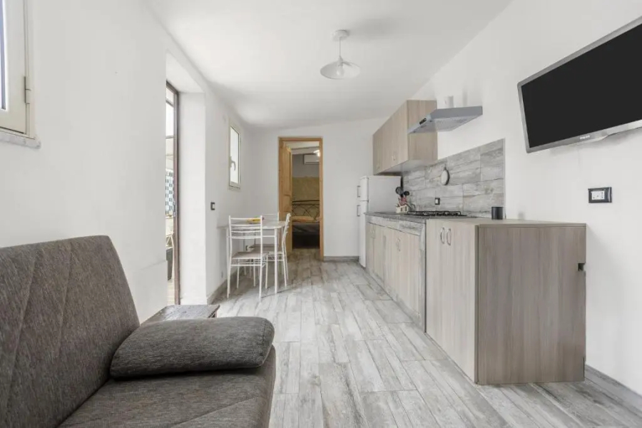Letizia House