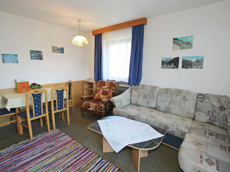 Cozy Apartment in Hart im Zillertal near Ski Area