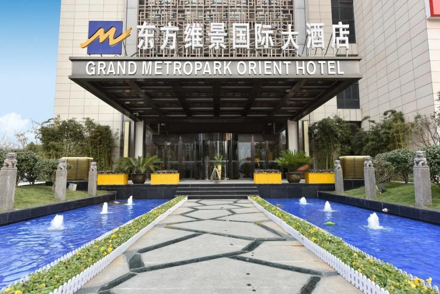 Grand Metropark Orient Hotel
