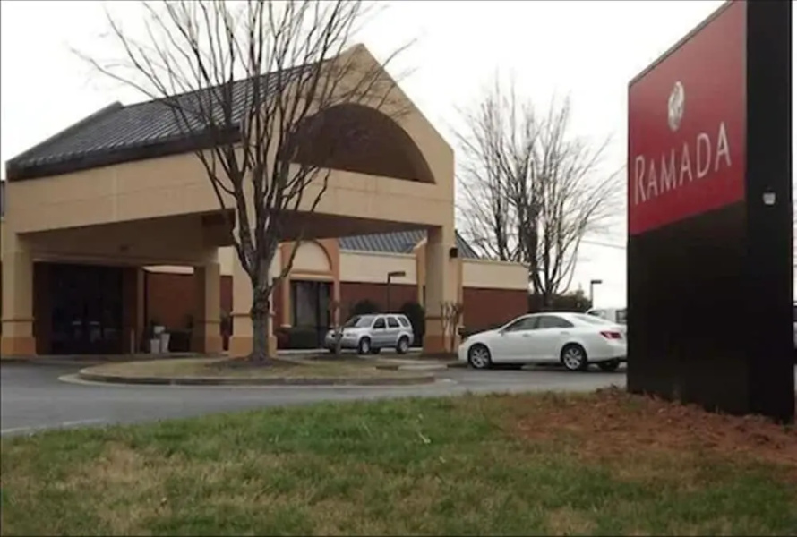 Holiday Inn Gainesville-Lanier Centre