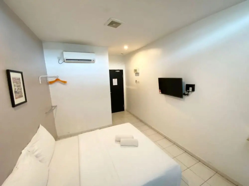 One One 08 Hotel Sungkai