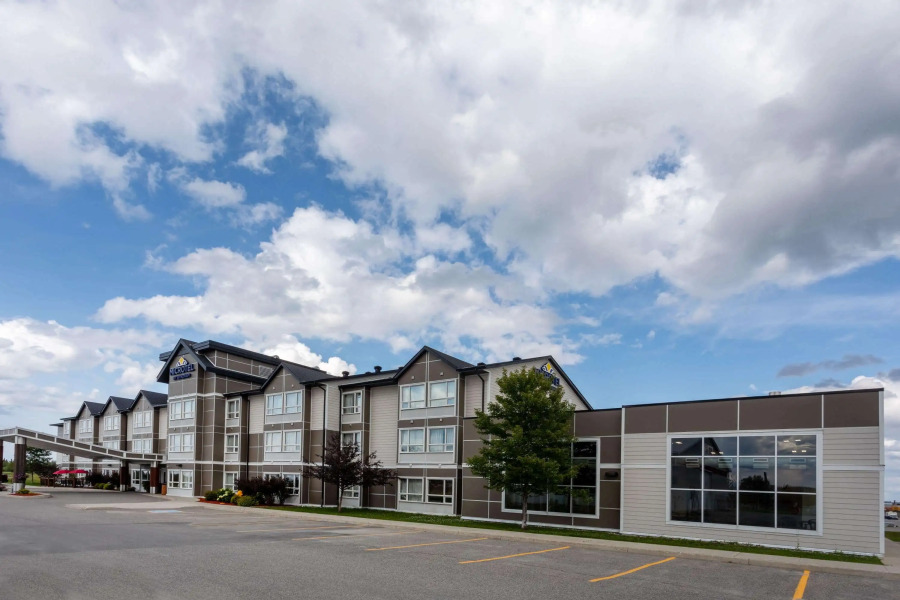 Microtel Inn & Suites by Wyndham Timmins