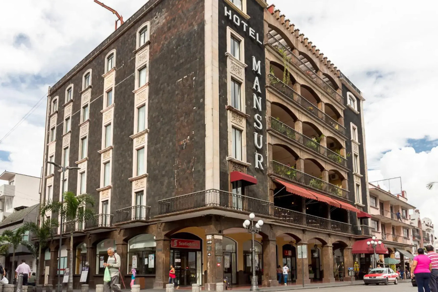 Hotel Mansur