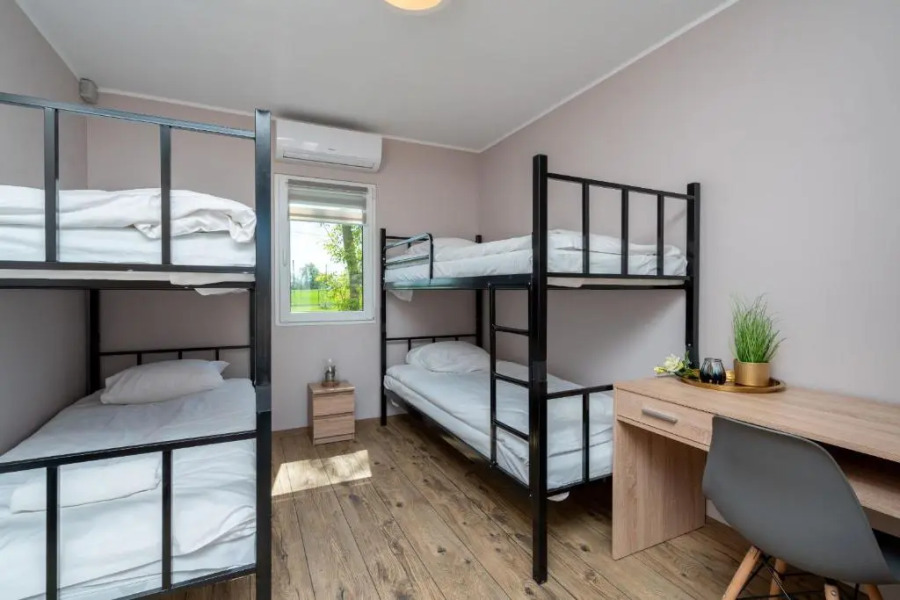 Happy Hostel & Apartments