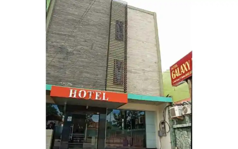 Galaxy Inn Hotel Baubau