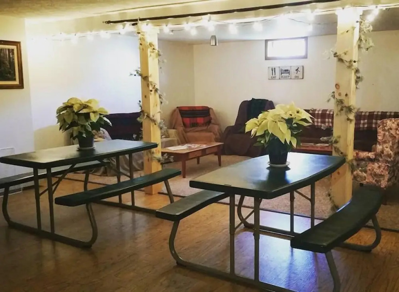 Spillover Motel and Inn