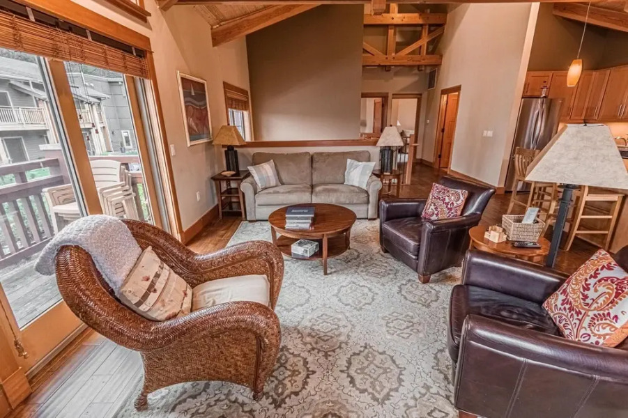 Lodges at Cannon Beach C1