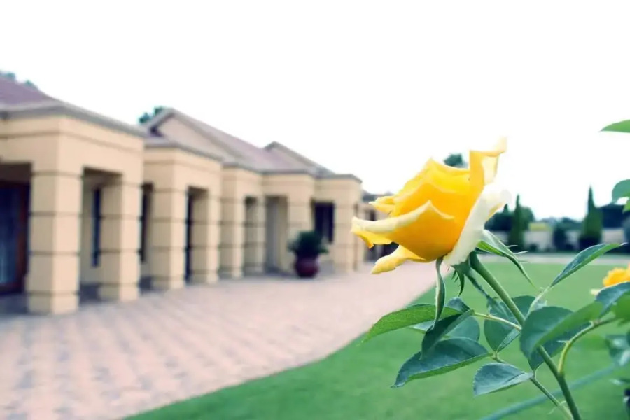 African Crest Guest House