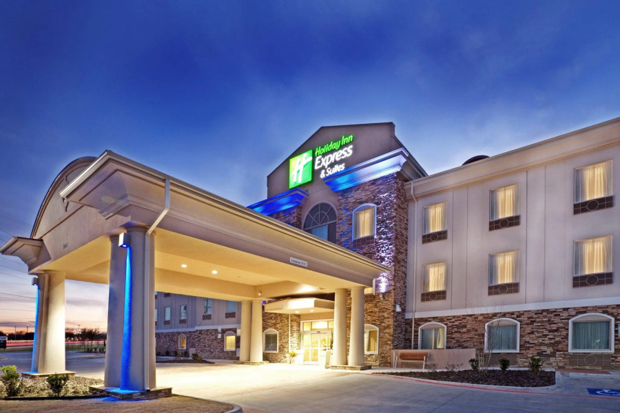 Holiday Inn Express & Suites Dallas Southwest-Cedar Hill by IHG