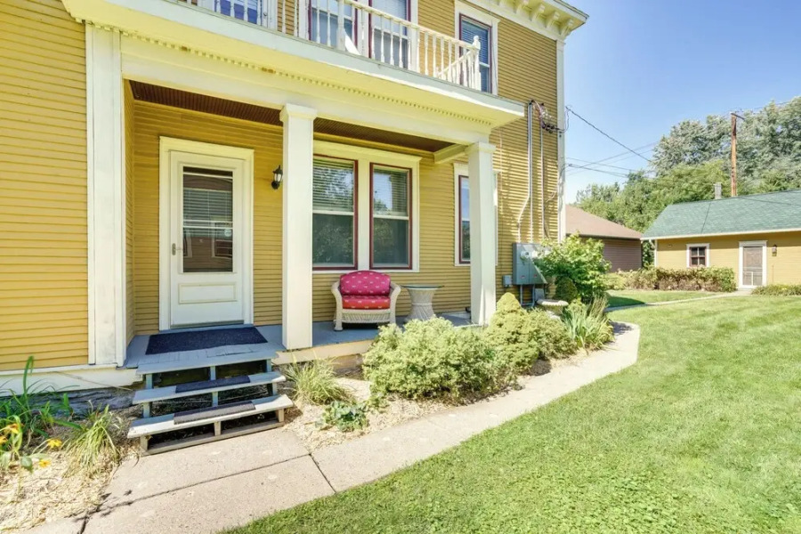 Historic Cathedral Hill Home w/ Shared Backyard!