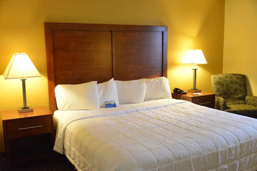 Baymont and Suites Kasson Rochester Area