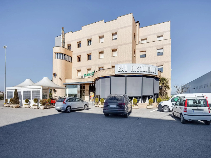 Hotel Restaurante Blanc I Negre 2