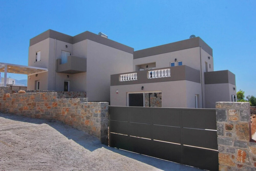 A Wonderful 3 Bedroom Villa in Kounali, Crete Perfect for a Family Vacation