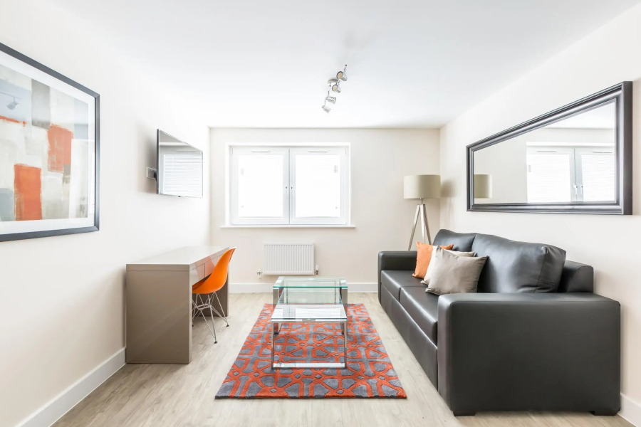 HOF - Solstice House Apartments