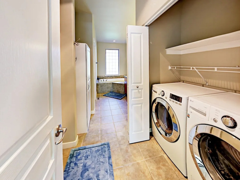 680 Sage Country Court Home 3 Bedrooms 2.5 Bathrooms Home