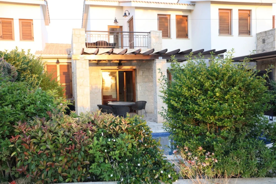 Angelos Junior Villa with pool HG22