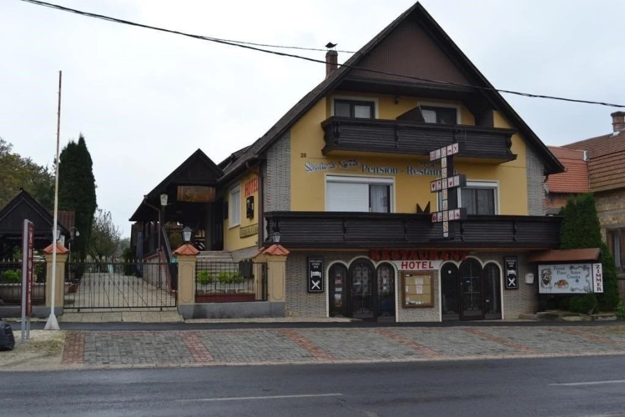 Fekete Macska Panzió