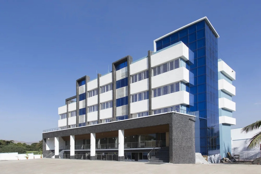 OYO 10355 Hotel SK Regency